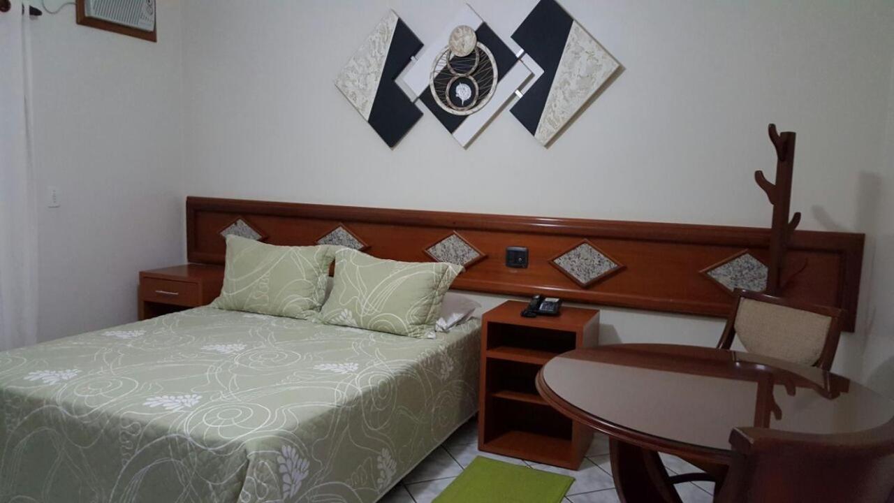 Hotel E Pousada Recanto Do Rio Pardo São José do Rio Pardo Pokoj fotografie